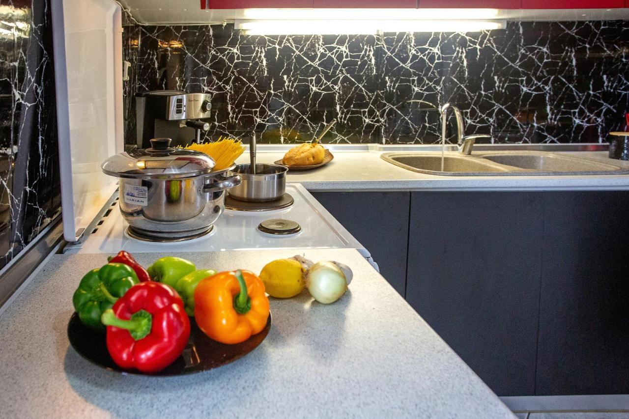 Endless Blue Sunshine Villa PalaiónTsiflíkion Екстериор снимка